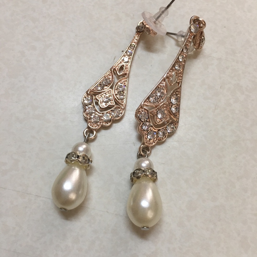 Pearl earrings